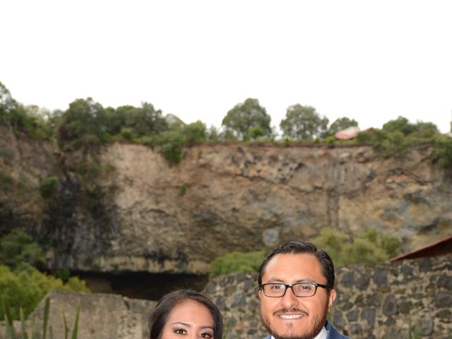 La boda de Víctor  y Claudia  en Huasca de Ocampo, Hidalgo 54