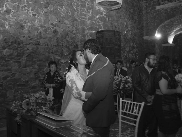 La boda de Víctor  y Claudia  en Huasca de Ocampo, Hidalgo 57