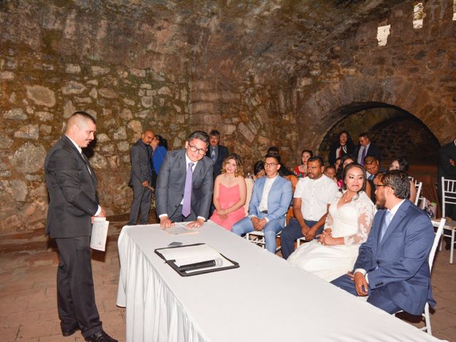 La boda de Víctor  y Claudia  en Huasca de Ocampo, Hidalgo 61