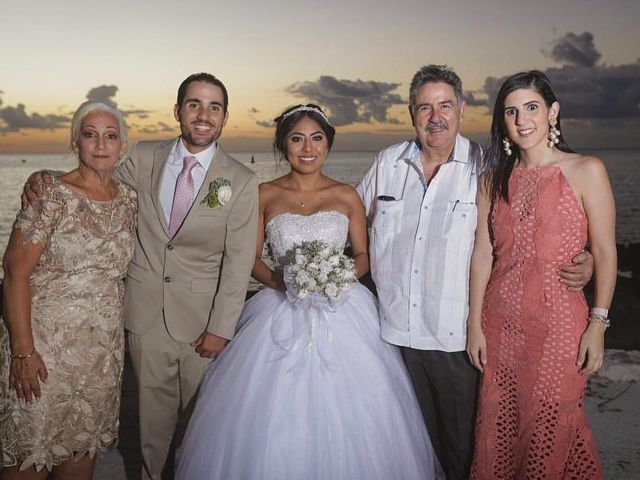 La boda de Pedro  y Isabel  en Cozumel, Quintana Roo 6