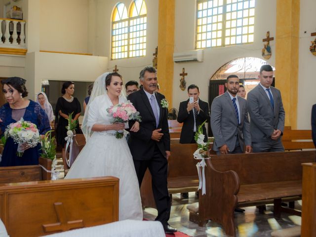 La boda de Rafael y Karla en Hermosillo, Sonora 14
