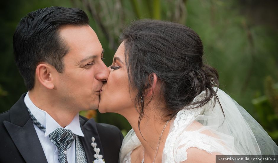 La boda de Toño y Paola en Banderilla, Veracruz