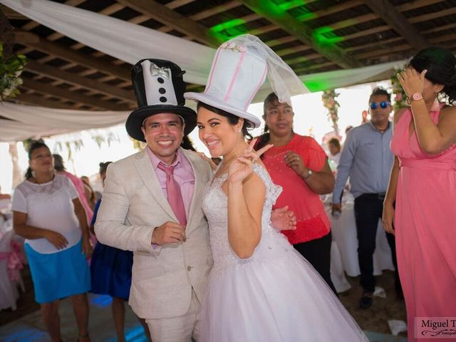 La boda de Marcelino y Iris en Ixtapa Zihuatanejo, Guerrero 3