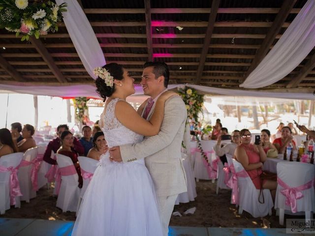 La boda de Marcelino y Iris en Ixtapa Zihuatanejo, Guerrero 6