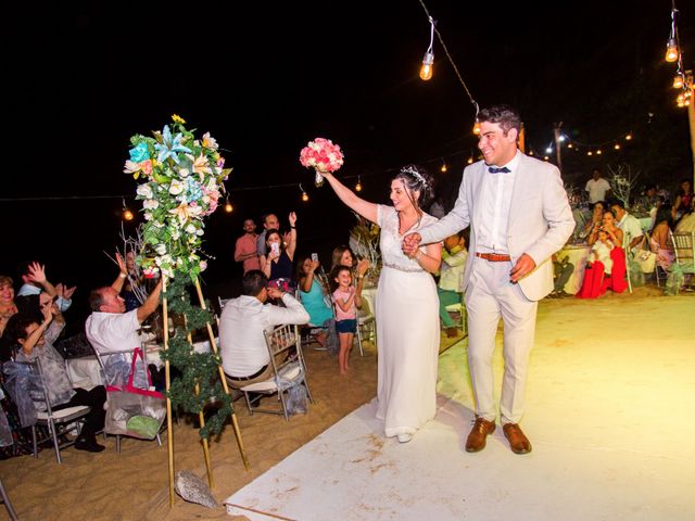 La boda de Ernesto y Niva en Huatulco, Oaxaca 19