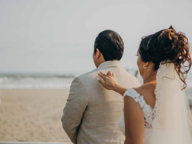 La boda de Cristian y Wendy en Acapulco, Guerrero 24