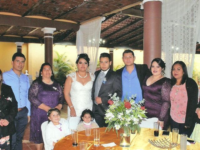 La boda de Lupita y Manuel en El Arenal, Jalisco 3