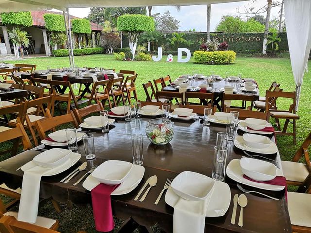 La boda de Deyssi y Julio César  en Córdoba, Veracruz 6