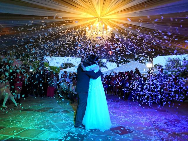 La boda de Deyssi y Julio César  en Córdoba, Veracruz 13