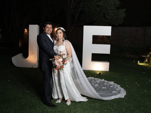 La boda de Enrique y Julieta en Coyoacán, Ciudad de México 34