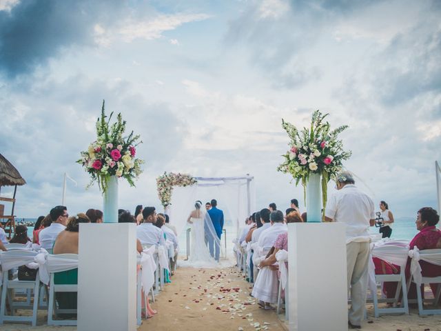 La boda de Eduardo y Elisama en Cancún, Quintana Roo 27