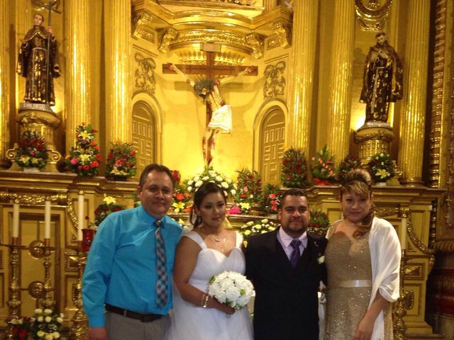 La boda de Víctor y Karen en Morelia, Michoacán 15