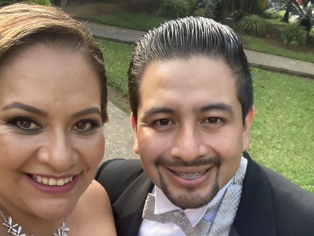 La boda de Óscar y Iliana  en Banderilla, Veracruz 4