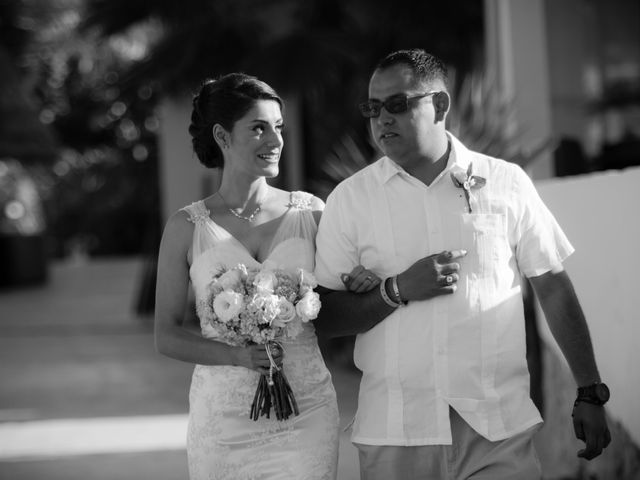 La boda de Alfredo y Estrella en Progreso, Yucatán 4