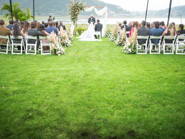 La boda de Jaques y Vlareia en Valle de Bravo, Estado México 38