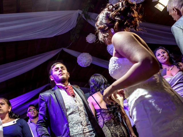 La boda de Roy y Edna en Zamora, Michoacán 4
