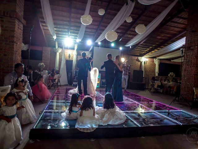 La boda de Roy y Edna en Zamora, Michoacán 5