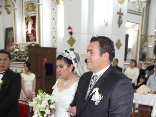 La boda de José Armando y Yadira Abigaid  en Pachuca, Hidalgo 9