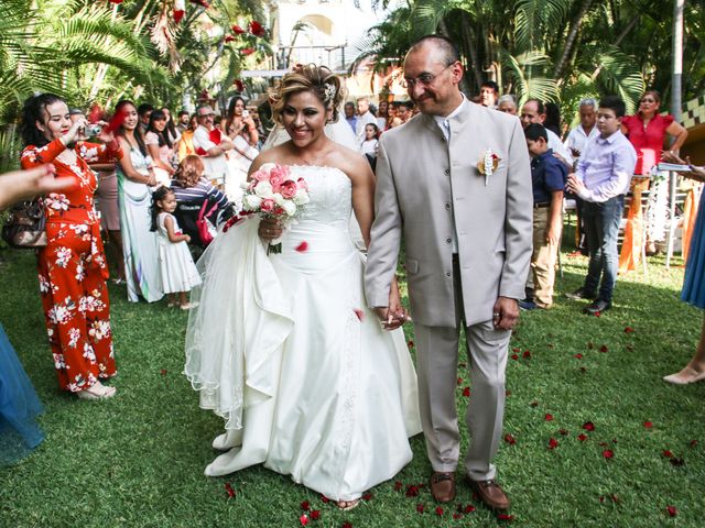 La boda de Xoch y Omar en Cuernavaca, Morelos 30