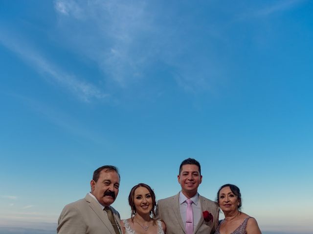 La boda de Osvaldo y Itzel en Puerto Vallarta, Jalisco 1
