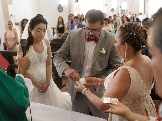 La boda de Alvaro y Daniela en Telchac Pueblo, Yucatán 10