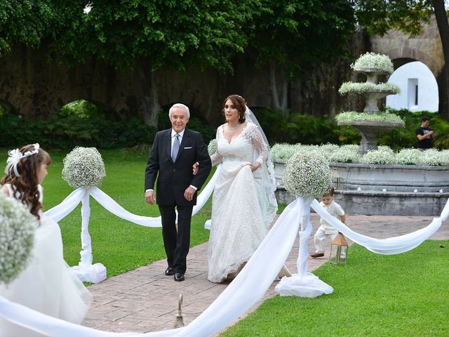 La boda de Bernardo y Nallely en Cocoyoc, Morelos 2