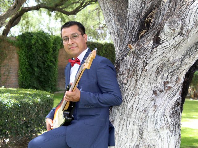 La boda de Israel  y Gabriela en Durango, Durango 2