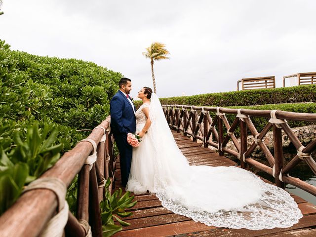 La boda de Miguel y Mar en Playa del Carmen, Quintana Roo 34