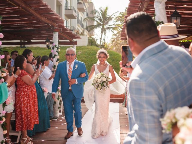 La boda de Michael y Darlene en Cancún, Quintana Roo 12