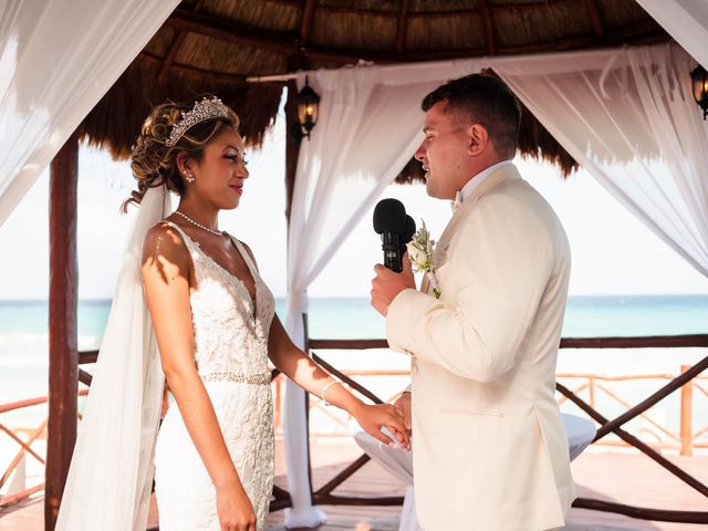 La boda de Michael y Darlene en Cancún, Quintana Roo 14