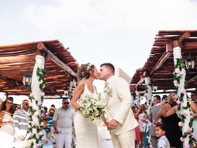 La boda de Michael y Darlene en Cancún, Quintana Roo 18