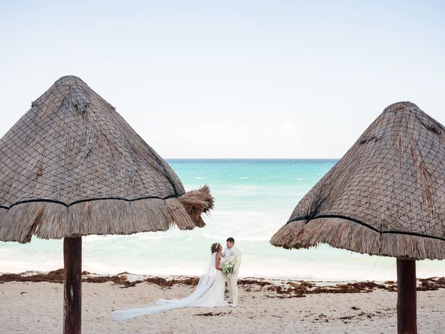 La boda de Michael y Darlene en Cancún, Quintana Roo 19
