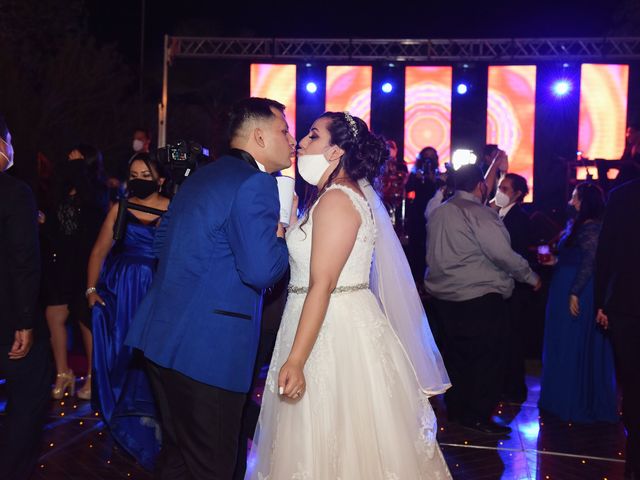 La boda de Julio y Lupita en Torreón, Coahuila 18