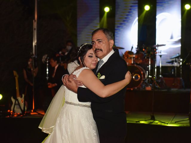 La boda de Julio y Lupita en Torreón, Coahuila 28