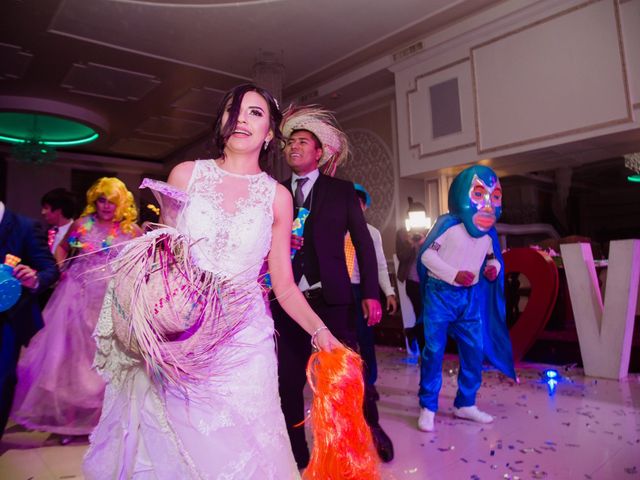 La boda de Valdo y Vero  en Monterrey, Nuevo León 18