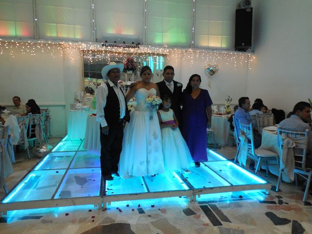 La boda de Miguel y Verónica en Naucalpan, Estado México 2