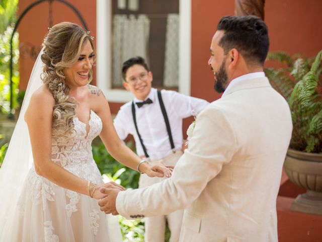 La boda de Saúl y Evelyn en Telchac Puerto, Yucatán 17