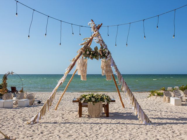 La boda de Saúl y Evelyn en Telchac Puerto, Yucatán 27