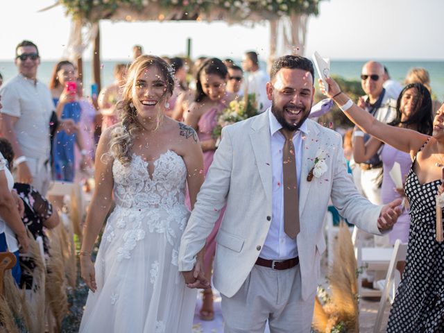 La boda de Saúl y Evelyn en Telchac Puerto, Yucatán 37