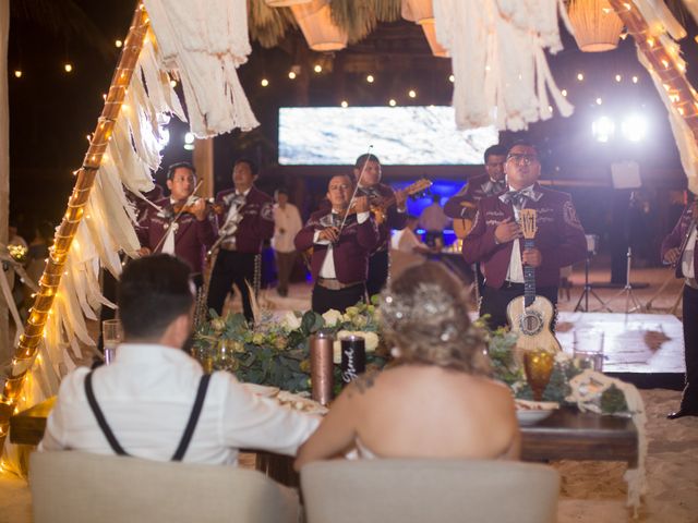 La boda de Saúl y Evelyn en Telchac Puerto, Yucatán 50