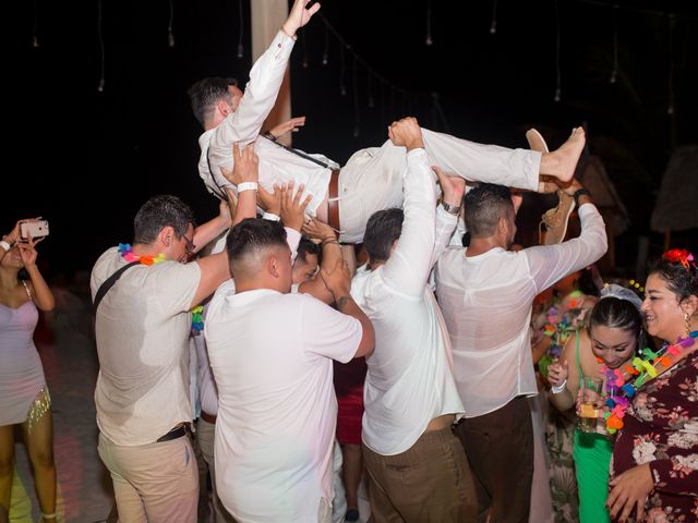 La boda de Saúl y Evelyn en Telchac Puerto, Yucatán 63