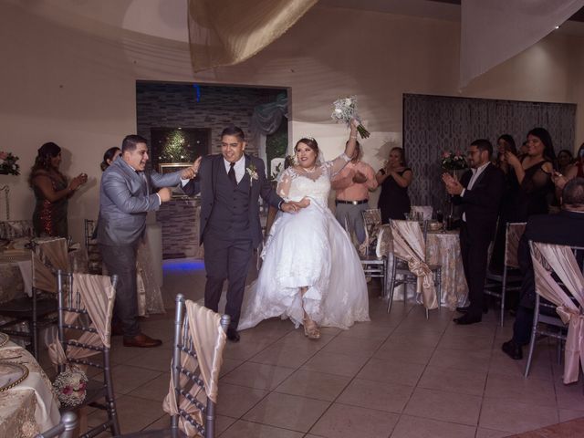 La boda de Jonathan y Elizabeth en Nuevo Laredo, Tamaulipas 26