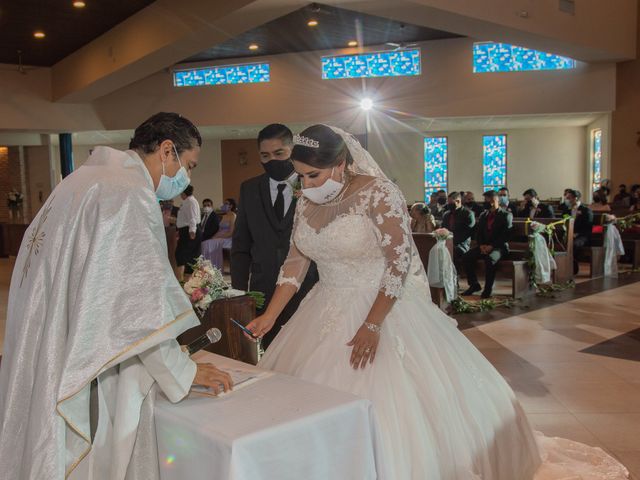 La boda de Jonathan y Elizabeth en Nuevo Laredo, Tamaulipas 35