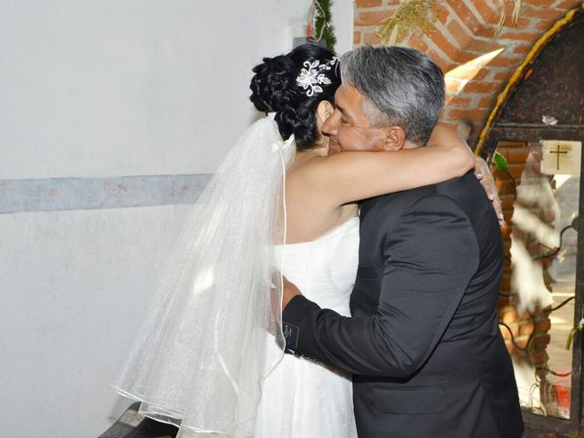 La boda de Edgar y Rebeca en Tultitlán, Estado México 15
