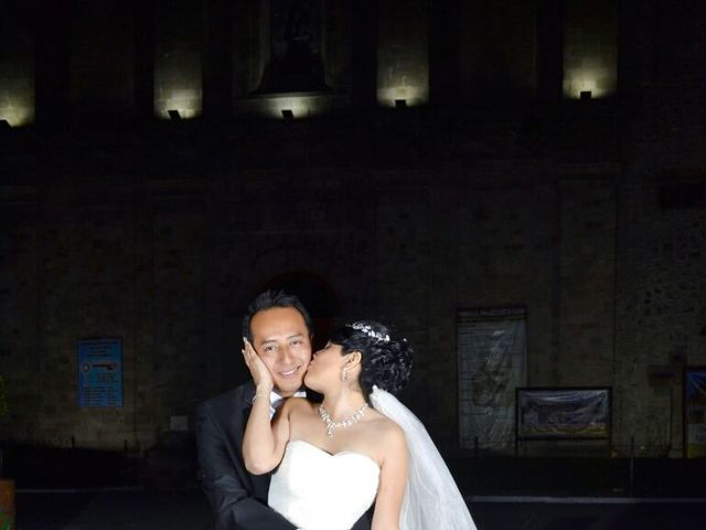 La boda de Edgar y Rebeca en Tultitlán, Estado México 33