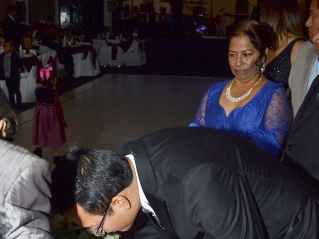 La boda de Edgar y Rebeca en Tultitlán, Estado México 37
