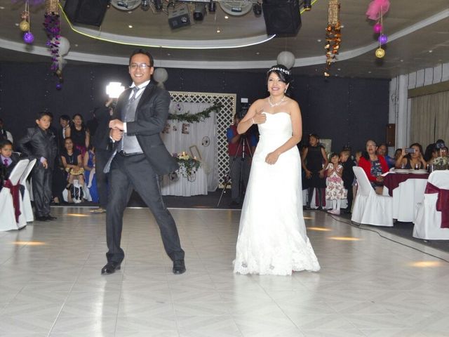 La boda de Edgar y Rebeca en Tultitlán, Estado México 39