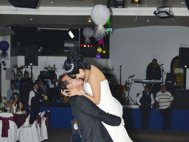 La boda de Edgar y Rebeca en Tultitlán, Estado México 41
