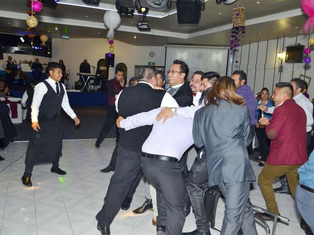 La boda de Edgar y Rebeca en Tultitlán, Estado México 52