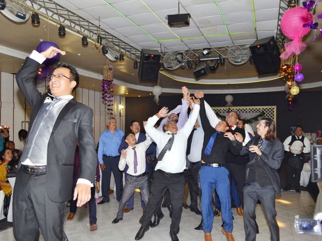 La boda de Edgar y Rebeca en Tultitlán, Estado México 57